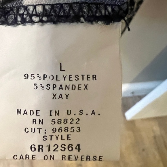 Kimono Style Size L (6-10) Cruise Wear, Work or Formal. Navy and Cream White. - Picture 7 of 8